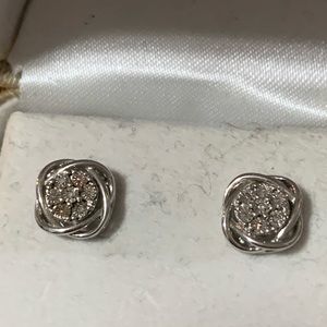 Diamond chip earrings new